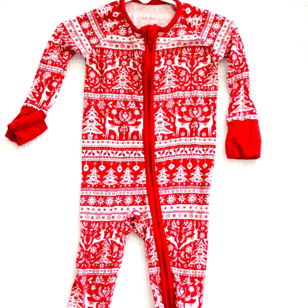 Little sleepies Christmas print 3-6 months